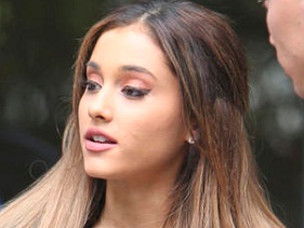 Penteado Ariana Grande